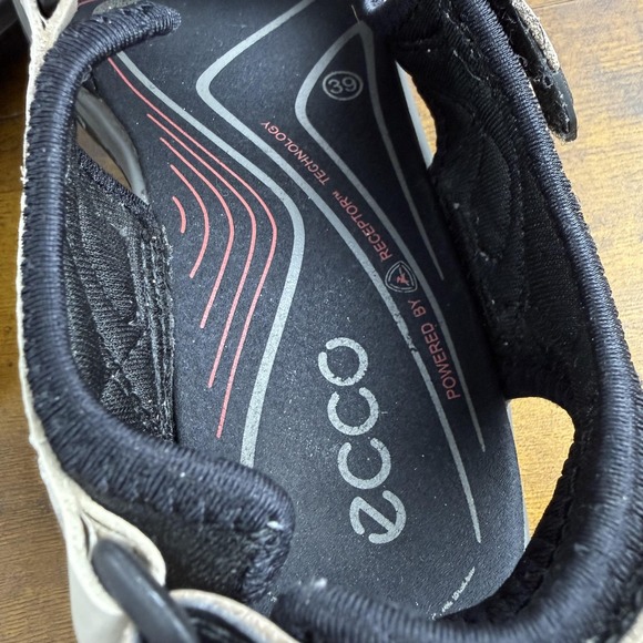 ECCO Yuctan Sandals Womens Size 39 US 8-8.5 Beige Strappy Hiking Shoes Outdoor - Picture 5 of 8